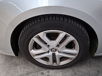 Personenauto, renault, megane - afbeelding 31 van  31