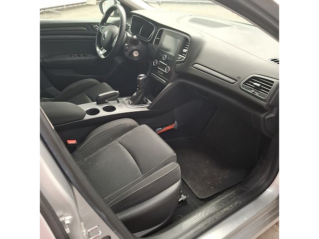 Personenauto, renault, megane - afbeelding 15 van  29