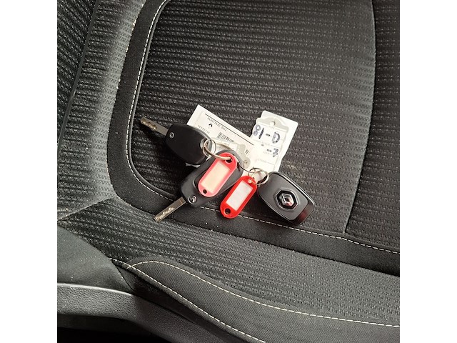 Personenauto, renault, megane - afbeelding 15 van  26