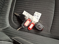 Personenauto, renault, megane - afbeelding 15 van  26