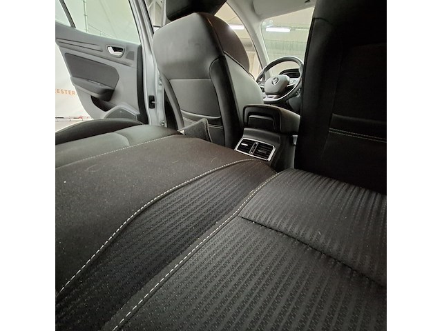 Personenauto, renault, megane - afbeelding 32 van  55