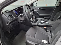 Personenauto, renault, megane - afbeelding 15 van  57
