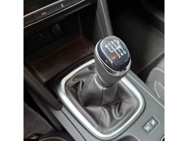 Personenauto, renault, megane - afbeelding 24 van  57