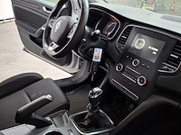 Personenauto, renault, megane - afbeelding 37 van  60