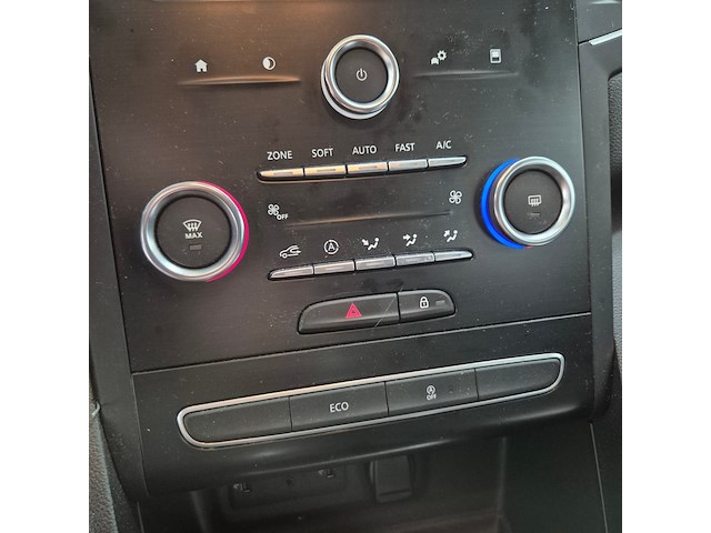 Personenauto, renault, megane - afbeelding 18 van  39