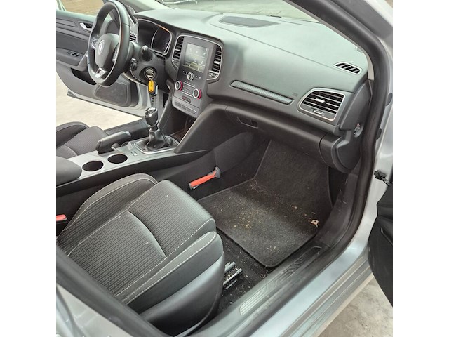 Personenauto, renault, megane - afbeelding 26 van  39