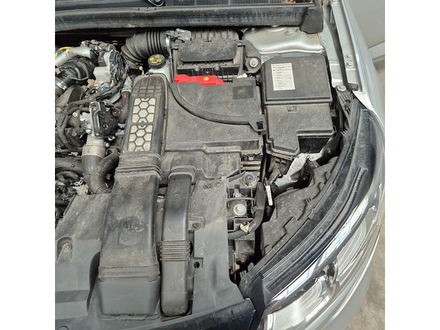 Personenauto, renault, megane - afbeelding 31 van  39