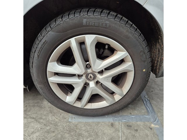 Personenauto, renault, megane - afbeelding 39 van  39
