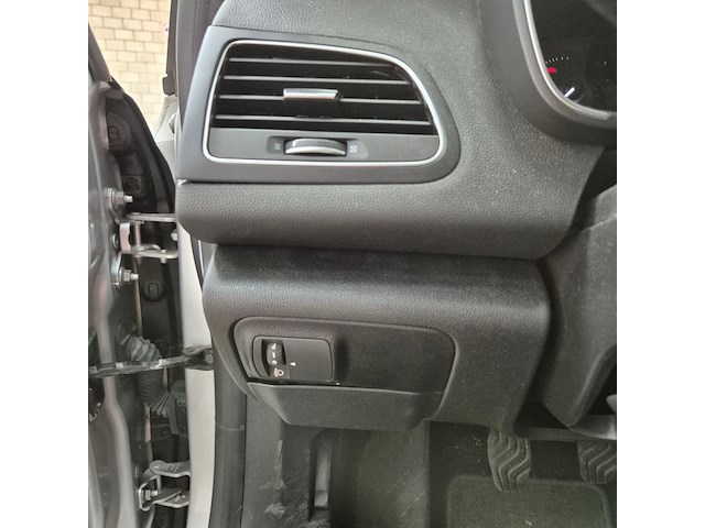Personenauto, renault, megane - afbeelding 15 van  45