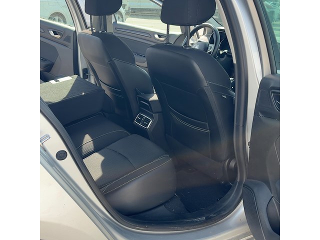 Personenauto, renault, megane - afbeelding 9 van  35
