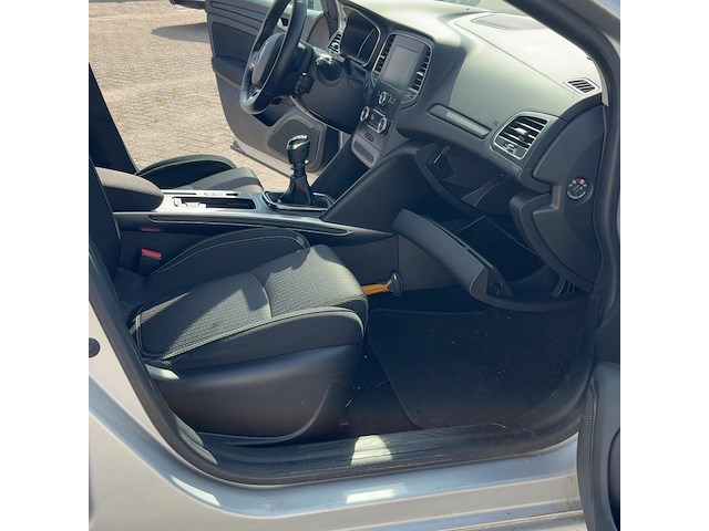 Personenauto, renault, megane - afbeelding 11 van  35