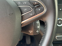 Personenauto, renault, megane - afbeelding 18 van  35