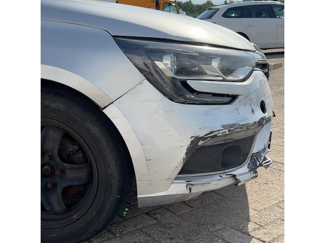 Personenauto, renault, megane - afbeelding 31 van  35