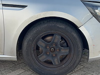 Personenauto, renault, megane - afbeelding 32 van  35