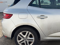 Personenauto, renault, megane - afbeelding 33 van  35