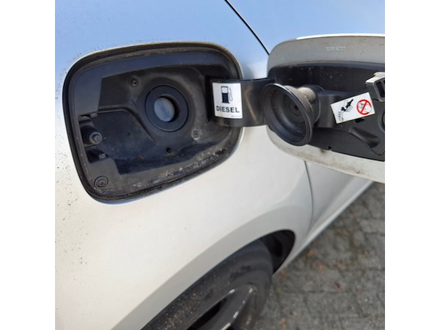 Personenauto, renault, megane - afbeelding 37 van  54