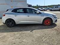 Personenauto, renault, megane - afbeelding 34 van  54