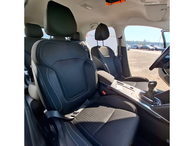 Personenauto, renault, megane - afbeelding 39 van  62