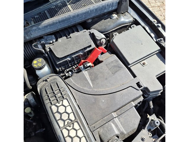 Personenauto, renault, megane - afbeelding 44 van  62