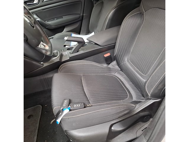 Personenauto, renault, megane - afbeelding 24 van  64