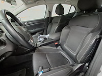 Personenauto, renault, megane - afbeelding 25 van  64