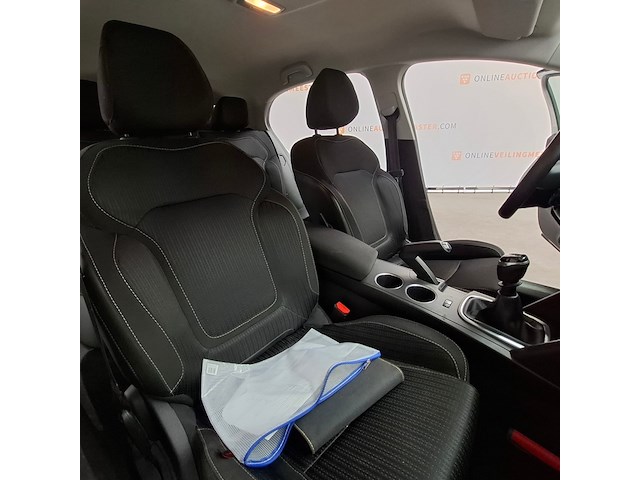 Personenauto, renault, megane - afbeelding 41 van  64