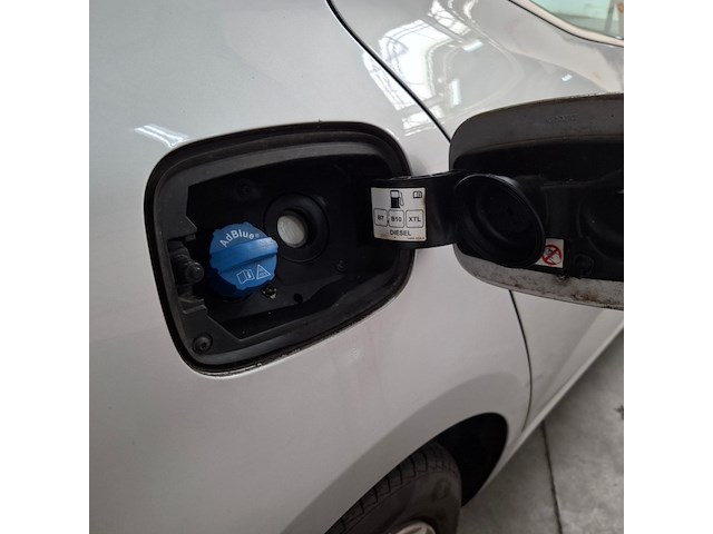 Personenauto, renault, megane - afbeelding 43 van  64