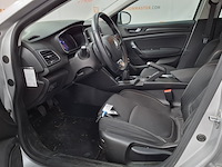 Personenauto, renault, megane - afbeelding 19 van  60