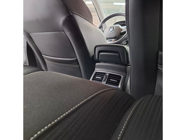 Personenauto, renault, megane - afbeelding 37 van  60