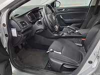 Personenauto, renault, megane - afbeelding 19 van  62