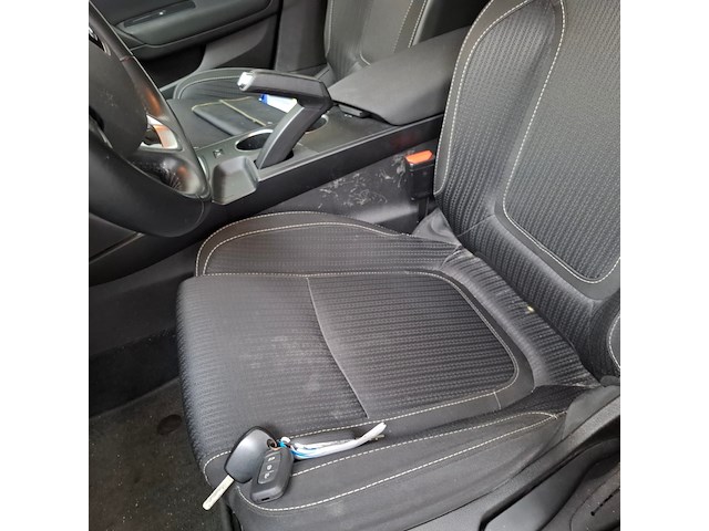 Personenauto, renault, megane - afbeelding 21 van  62