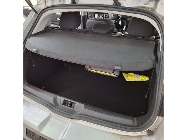 Personenauto, renault, megane - afbeelding 35 van  62