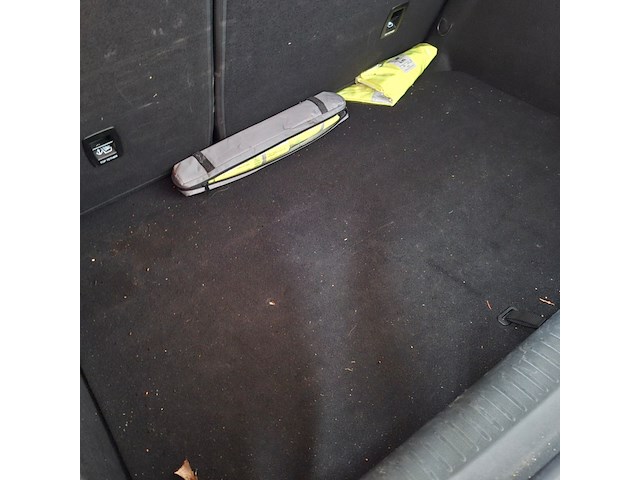Personenauto, renault, megane - afbeelding 36 van  62