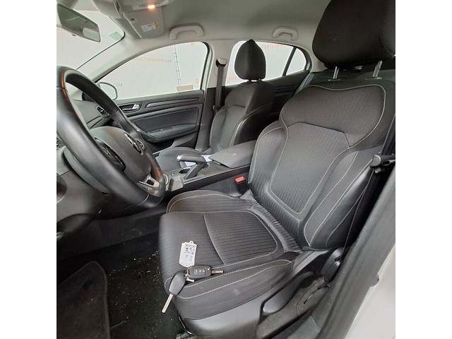 Personenauto, renault, megane - afbeelding 30 van  67