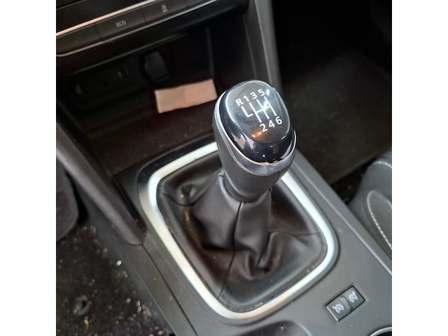 Personenauto, renault, megane - afbeelding 36 van  67