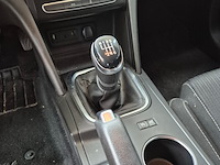 Personenauto, renault, megane - afbeelding 18 van  39