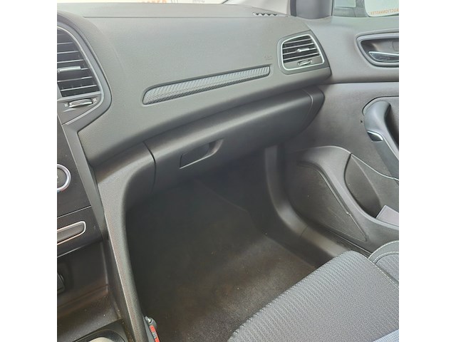 Personenauto, renault, megane - afbeelding 19 van  39