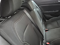 Personenauto, renault, megane - afbeelding 24 van  39