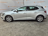 Personenauto, renault, megane - afbeelding 38 van  39