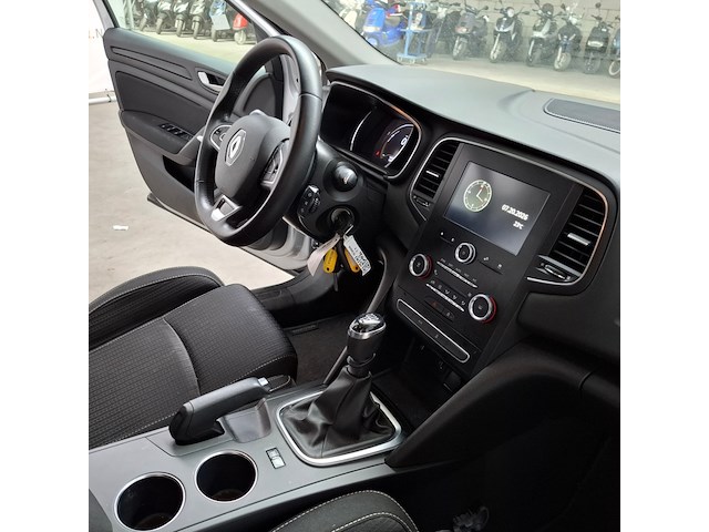 Personenauto, renault, megane - afbeelding 41 van  62