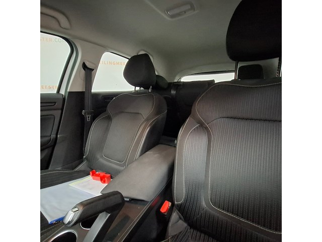 Personenauto, renault, megane - afbeelding 32 van  59
