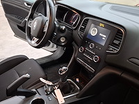 Personenauto, renault, megane - afbeelding 41 van  59
