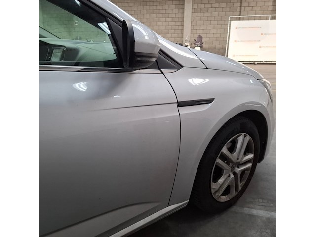 Personenauto, renault, megane - afbeelding 45 van  59