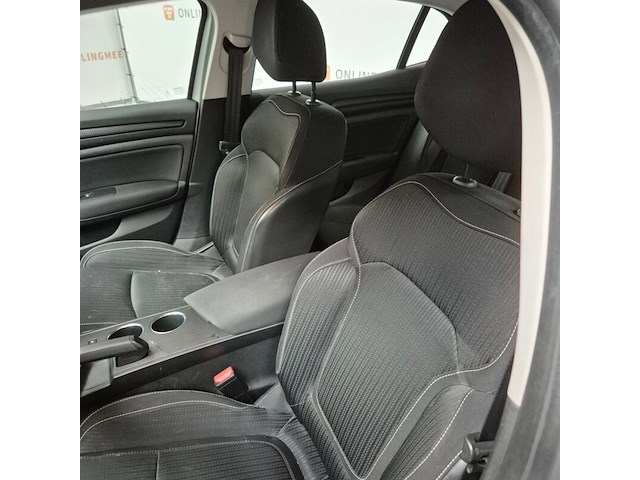 Personenauto, renault, megane - afbeelding 9 van  38