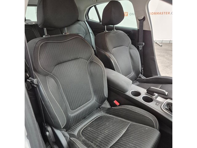 Personenauto, renault, megane - afbeelding 26 van  38