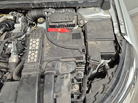 Personenauto, renault, megane - afbeelding 30 van  38