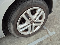 Personenauto, renault, megane - afbeelding 38 van  38