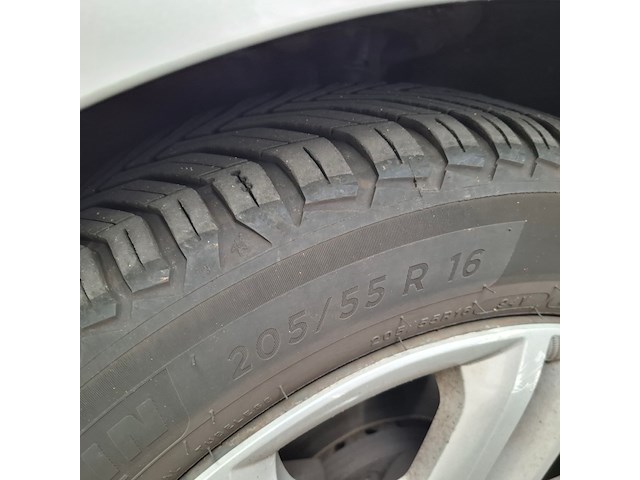 Personenauto, renault, megane - afbeelding 6 van  64