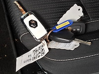 Personenauto, renault, megane - afbeelding 26 van  64
