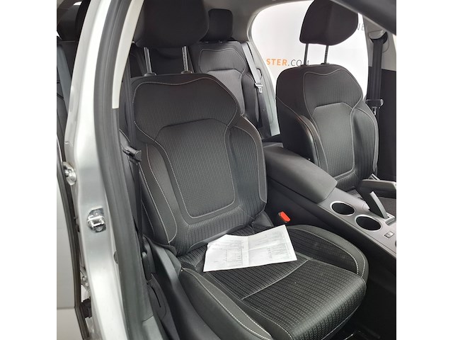 Personenauto, renault, megane - afbeelding 46 van  64